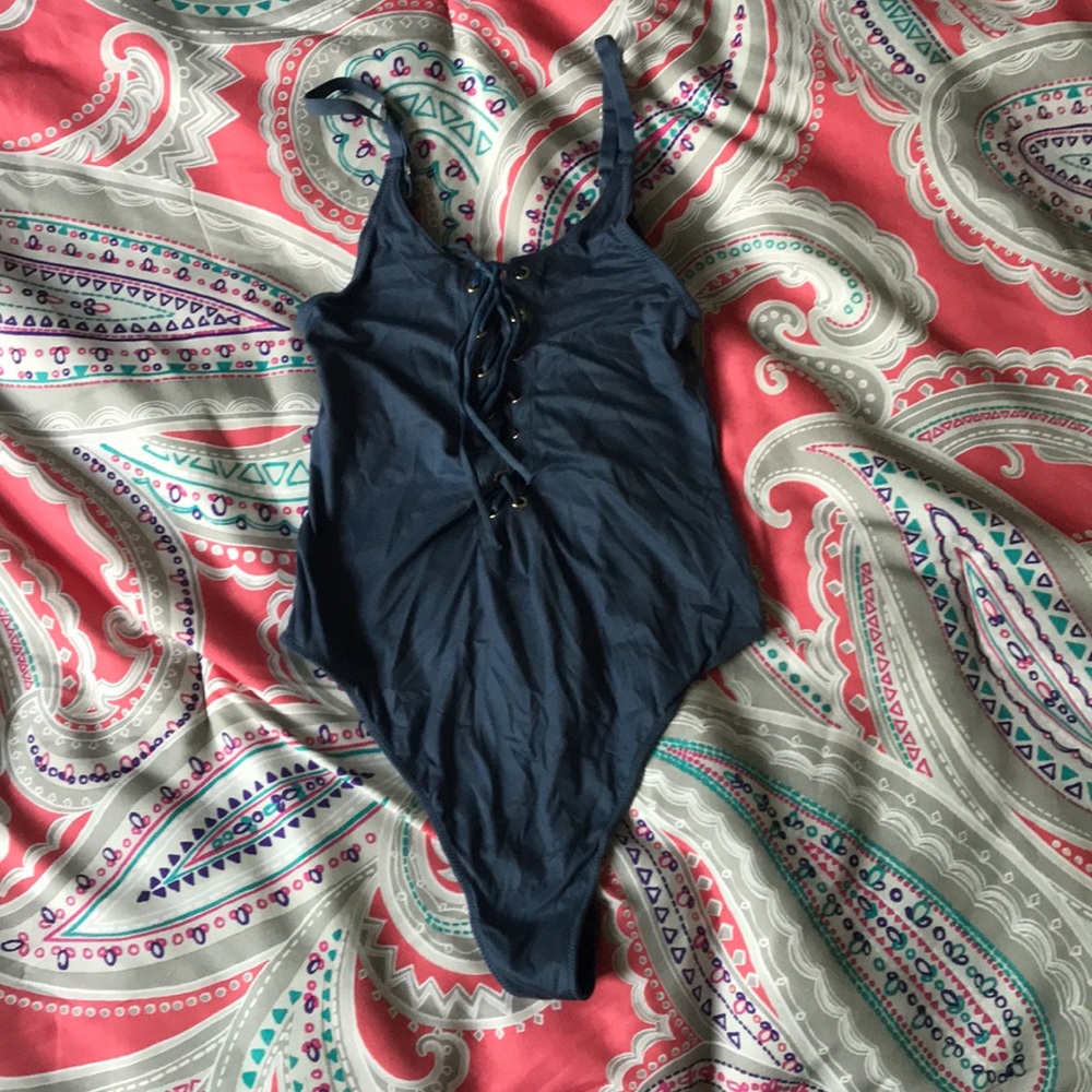 NWOT H&M Lace-Up Bodysuit